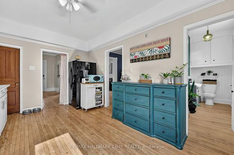 Photo 10 at 43 Brock Street, Sanford, Barrie