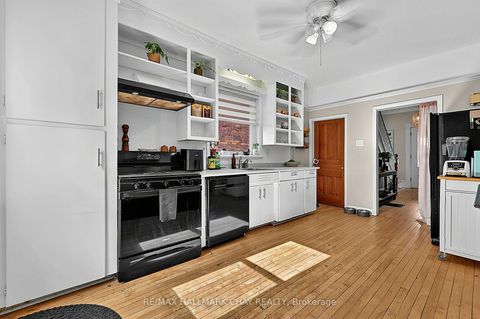 Photo 11 at 43 Brock Street, Sanford, Barrie