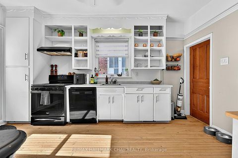 Photo 12 at 43 Brock Street, Sanford, Barrie
