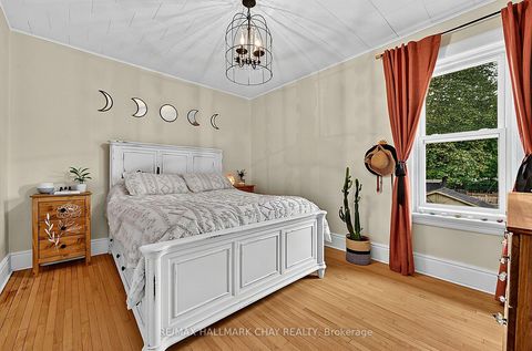 Photo 22 at 43 Brock Street, Sanford, Barrie