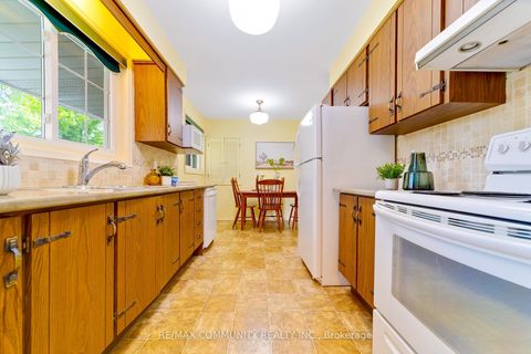 Photo 14 at 30 Bridlington Street, Woburn, Toronto