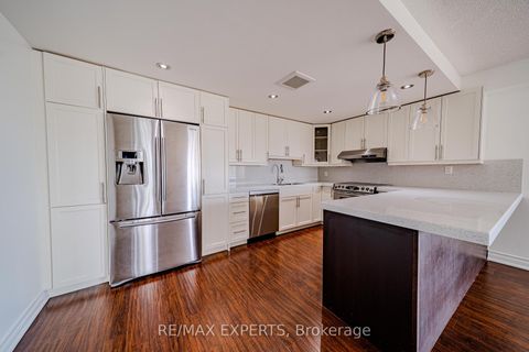 Photo 6 at 802 - 215 Wynford Drive, Flemingdon Park, Toronto