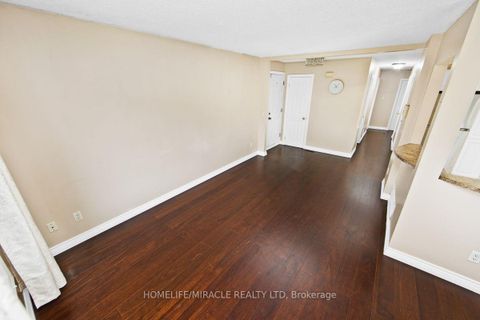 Photo 5 at 151 Bayview Drive, Allandale Heights, Barrie