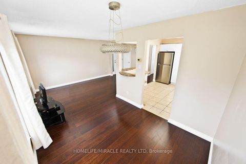 Photo 8 at 151 Bayview Drive, Allandale Heights, Barrie
