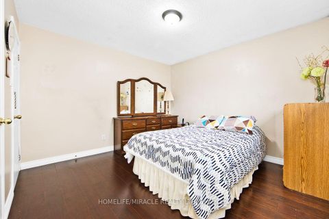 Photo 12 at 151 Bayview Drive, Allandale Heights, Barrie