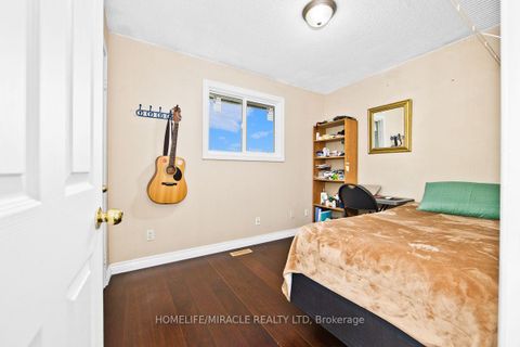 Photo 13 at 151 Bayview Drive, Allandale Heights, Barrie