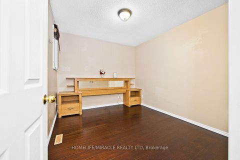 Photo 14 at 151 Bayview Drive, Allandale Heights, Barrie