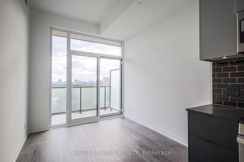 Photo 12 at 1405 - 285 Dufferin Street, South Parkdale, Toronto