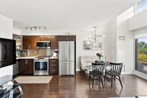 Photo 12 at 612 - 119 Merton Street, Mount Pleasant West, Toronto