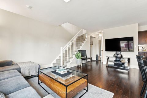 Photo 19 at 612 - 119 Merton Street, Mount Pleasant West, Toronto