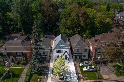 Photo 2 at 298 South Kingsway, Swansea, Toronto