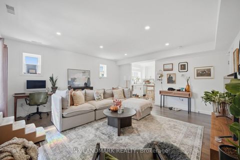 Photo 20 at 298 South Kingsway, Swansea, Toronto