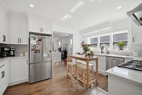 Photo 24 at 298 South Kingsway, Swansea, Toronto