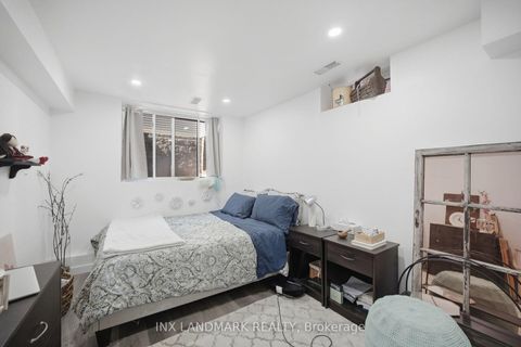 Photo 37 at 298 South Kingsway, Swansea, Toronto