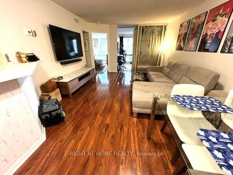Photo 12 at 2111 - 1001 Bay Street, Bay Street Corridor, Toronto