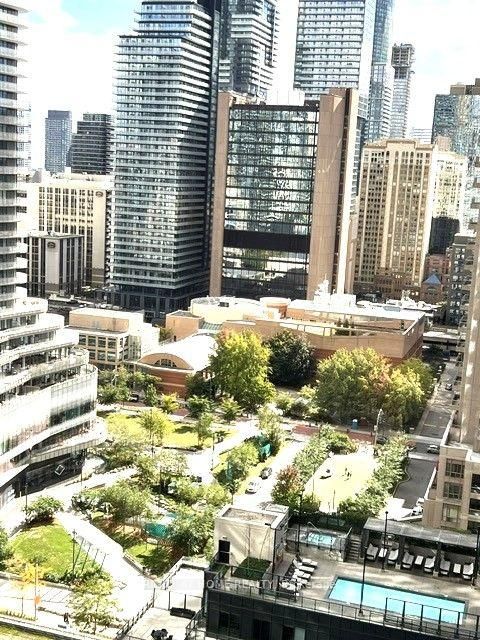 Photo 17 at 2111 - 1001 Bay Street, Bay Street Corridor, Toronto