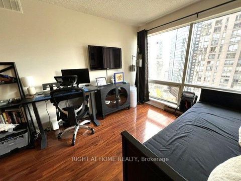 Photo 20 at 2111 - 1001 Bay Street, Bay Street Corridor, Toronto
