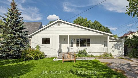 Photo 4 at 669 Lake Drive S, Keswick South, Georgina