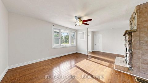 Photo 16 at 669 Lake Drive S, Keswick South, Georgina
