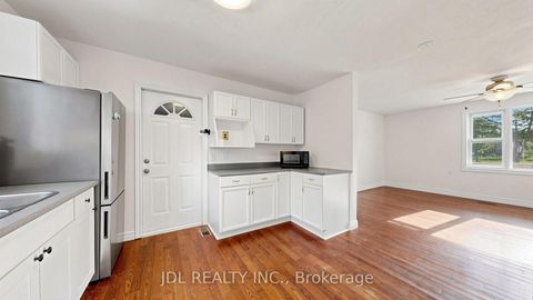 Photo 19 at 669 Lake Drive S, Keswick South, Georgina