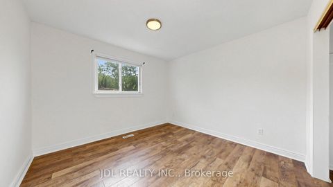 Photo 20 at 669 Lake Drive S, Keswick South, Georgina