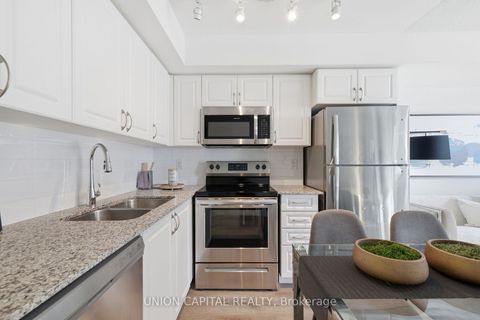 Photo 5 at 735 - 3091 Dufferin Street, Glen Park, Toronto