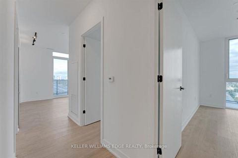 Photo 2 at 701 - 108 Peter Street, Waterfront Communities C1, Toronto