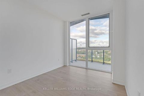 Photo 15 at 701 - 108 Peter Street, Waterfront Communities C1, Toronto