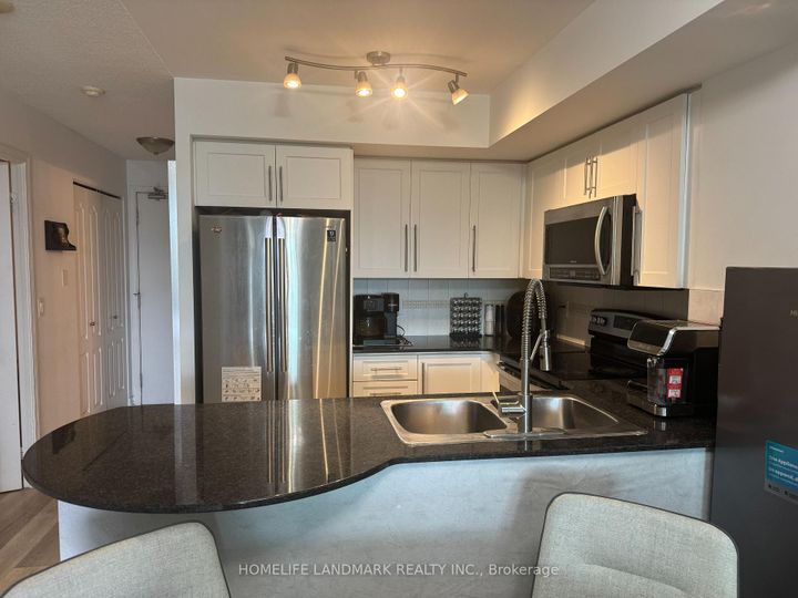 Photo 13 at # 405 - 17 Barberry Place, Bayview Village, Toronto
