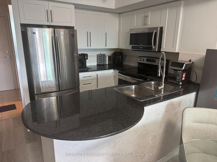 Photo 15 at # 405 - 17 Barberry Place, Bayview Village, Toronto