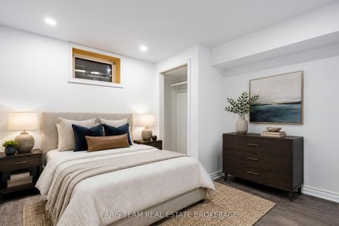 Photo 18 at 97 Janice Drive, Sunnidale, Barrie