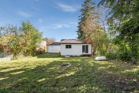Photo 21 at 97 Janice Drive, Sunnidale, Barrie