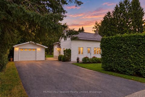 Photo 1 at 12 Lavender Hill Road, Rural Clearview, Clearview