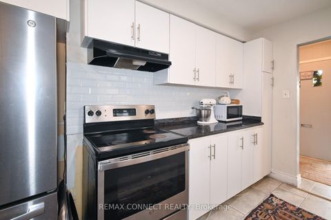 Photo 10 at 24 Lalton Place, Guildwood, Toronto