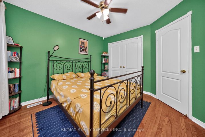 Photo 29 at 26 Peachleaf Crescent S, Fletcher's Meadow, Brampton