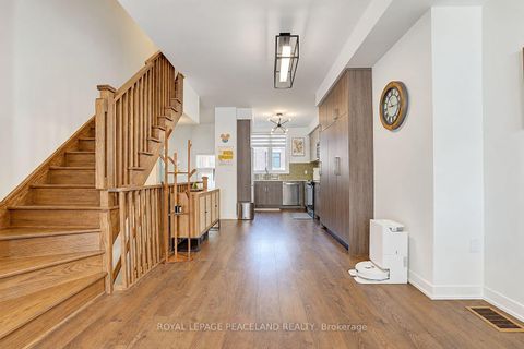 Photo 5 at 127 Green Gardens Boulevard, Lawrence, Toronto