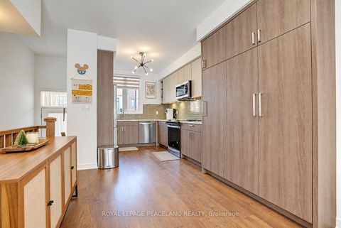 Photo 6 at 127 Green Gardens Boulevard, Lawrence, Toronto
