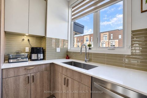 Photo 8 at 127 Green Gardens Boulevard, Lawrence, Toronto