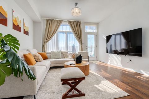 Photo 17 at 127 Green Gardens Boulevard, Lawrence, Toronto