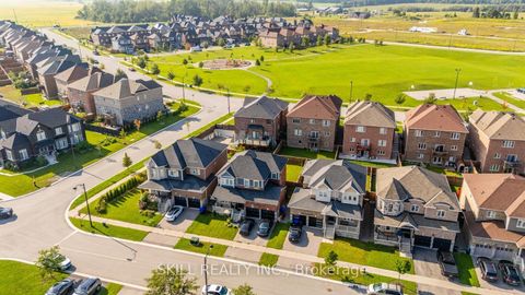 Photo 2 at 1390 Dallman Street, Lefroy, Innisfil