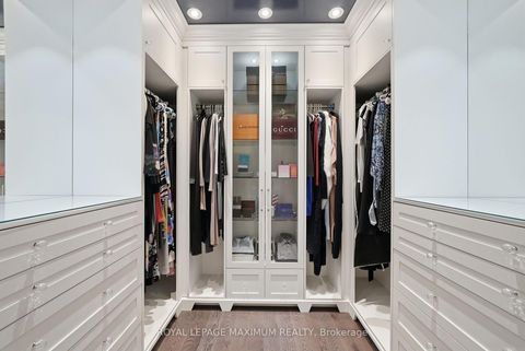 Photo 21 at 124 Annsleywood Court, Kleinburg, Vaughan