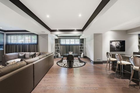 Photo 33 at 124 Annsleywood Court, Kleinburg, Vaughan