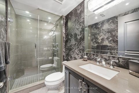 Photo 37 at 124 Annsleywood Court, Kleinburg, Vaughan
