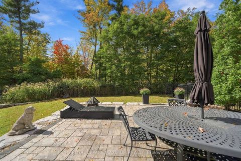 Photo 41 at 124 Annsleywood Court, Kleinburg, Vaughan