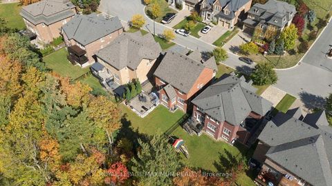 Photo 48 at 124 Annsleywood Court, Kleinburg, Vaughan