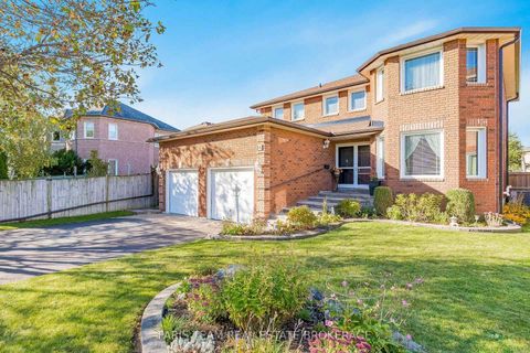 Photo 1 at 4 O'shaughnessy Crescent, Holly, Barrie