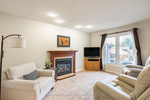 Photo 9 at 4 O'shaughnessy Crescent, Holly, Barrie