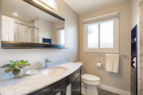Photo 15 at 4 O'shaughnessy Crescent, Holly, Barrie