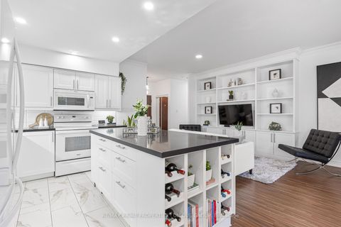 Photo 22 at 202 - 2511 Bloor Street W, Swansea, Toronto