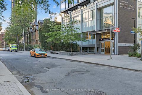 Photo 1 at 305 - 17 Dundonald Street, Yonge Corridor, Toronto